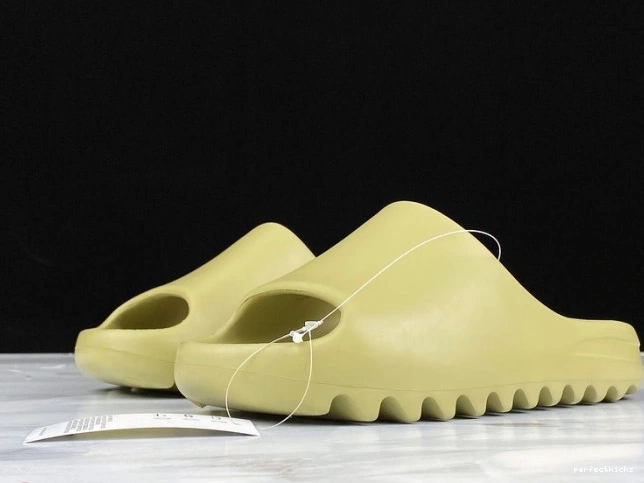 'Resin' Yeezy Slides FX0494 Adidas 0716